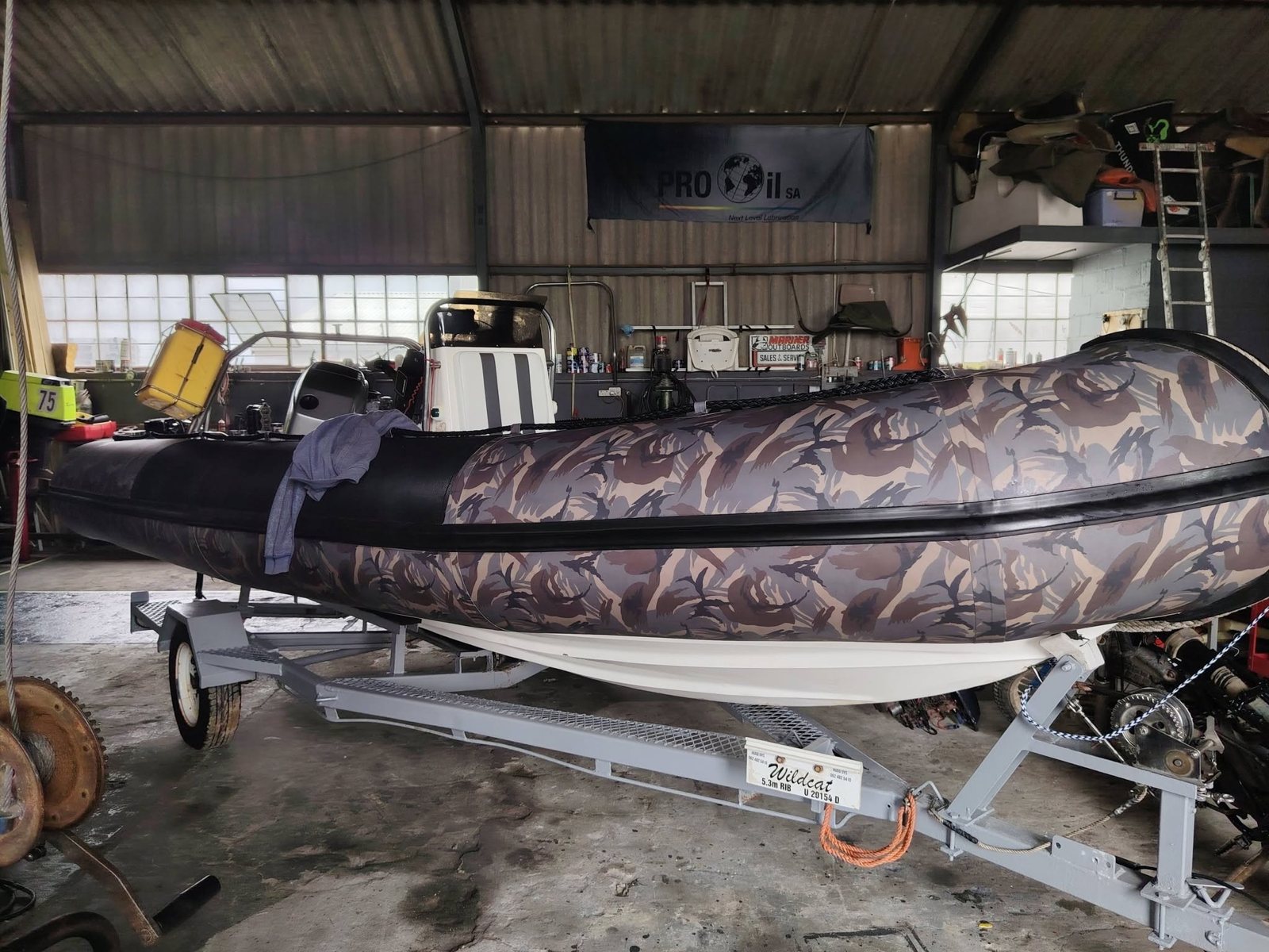 Wildcat 5.3m RIB camo re-tube